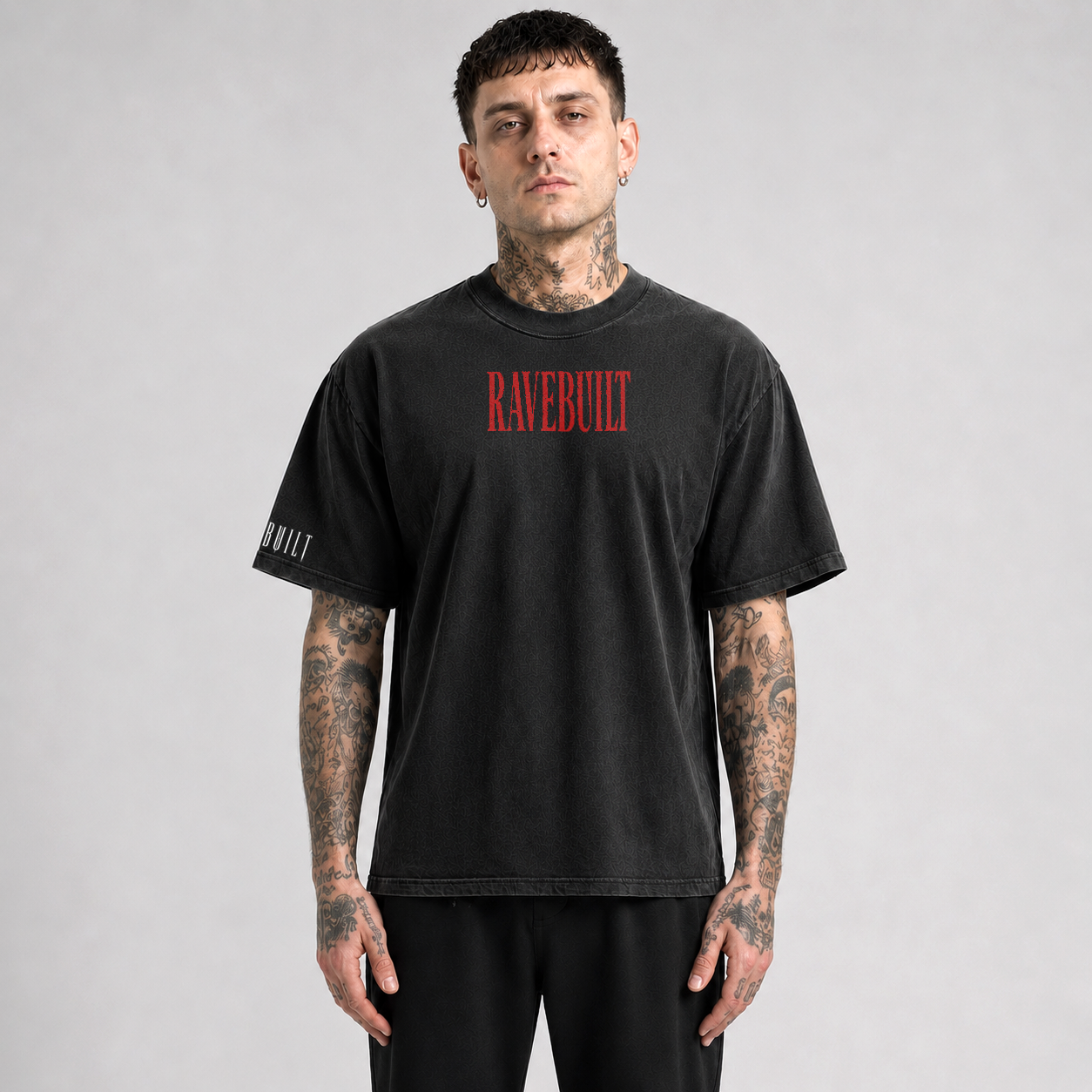 RAVEBUILT x STASZKØ — 01 TEE